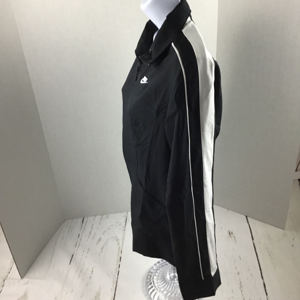 Nike Jacket - Picture 6 of 7